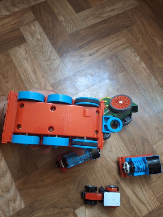 Паровозик Томас,трактор Mattel оригинал