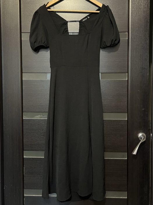 Сукня Stradivarius
