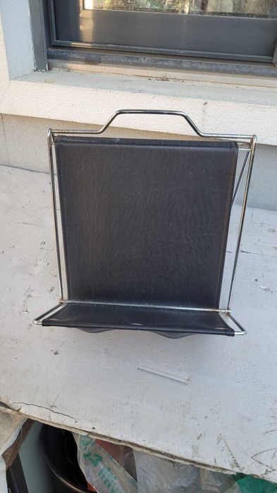 Porta Revistas Anos 70 Metal Napa Preta Madeira