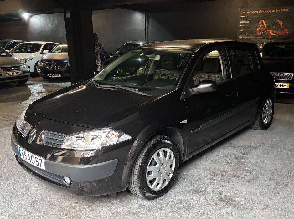 Renault Megane 1.4 Dinâmic 60 mil kms NOVO