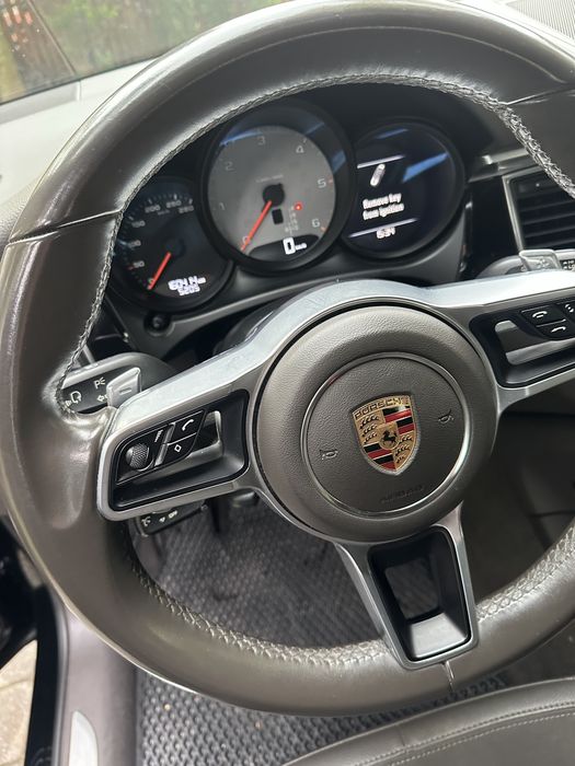 Sprzedan Porsche Macan Polski Salon