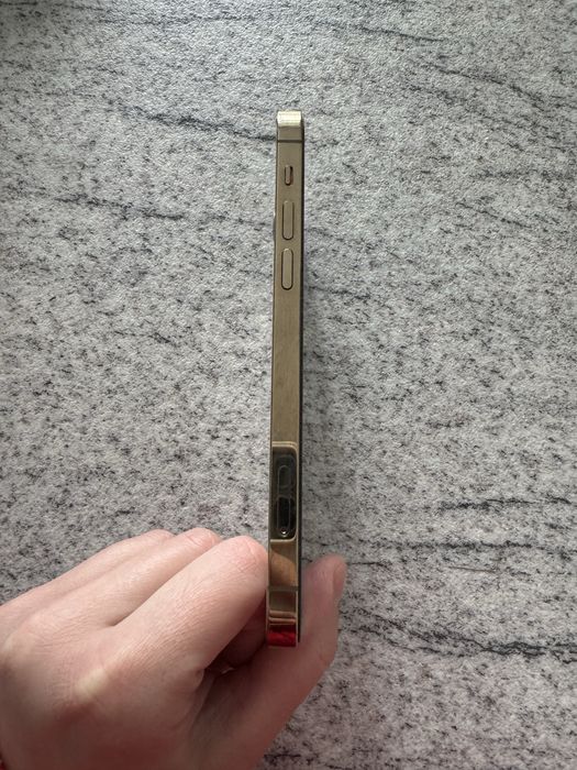 Iphone 12 pro gold