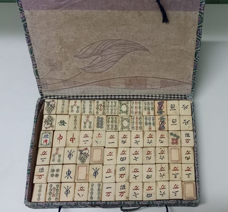 Jogo completo de Mahjong antigo
