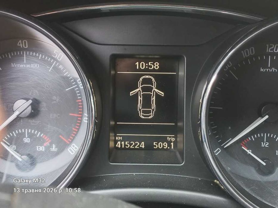 Автомобіль SКODA SUPERB 1.8