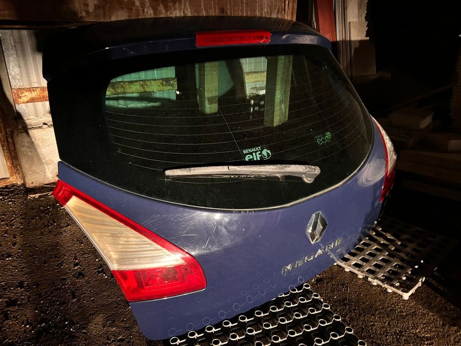 Megane 3 tras completa , optica e os banco etc