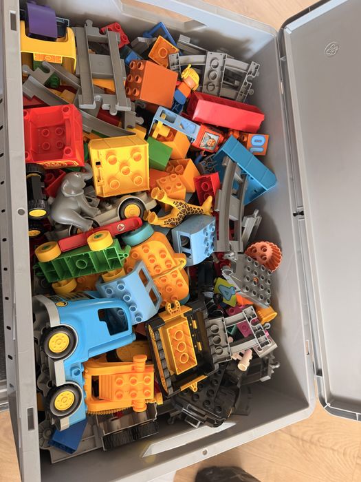 Skrzynia klocków LEGO DUPLO 64L