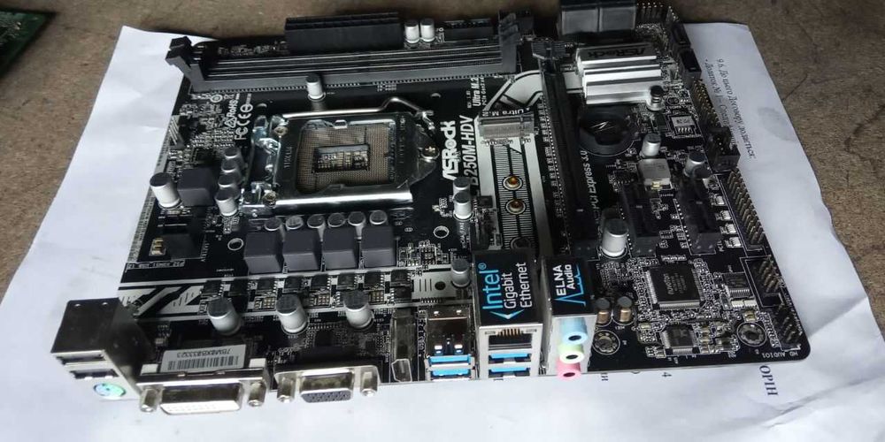 Материнська плата ASRock B250M-HDV (s1151, Intel B250, PCI-Ex16)