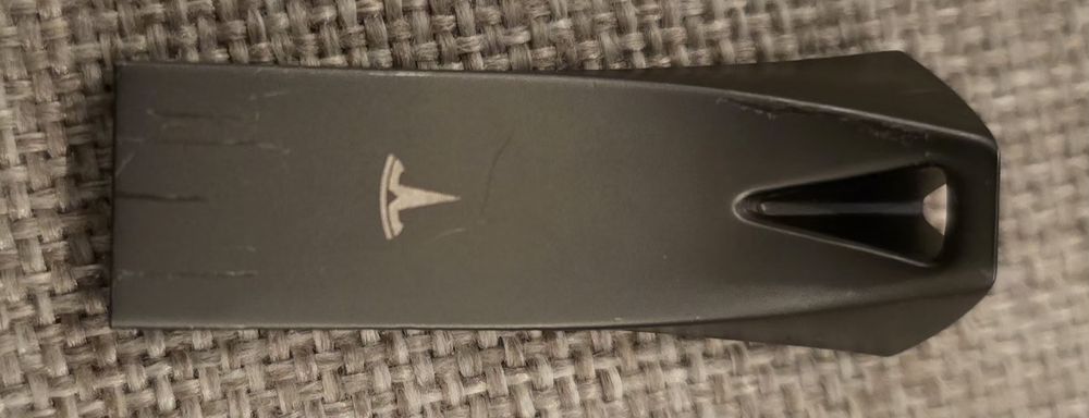 Pendrive Tesla 128 Gb