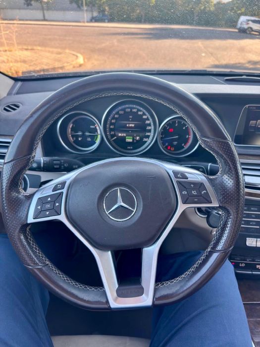 Mercedes Benz E300 bluetec hybrid full extras