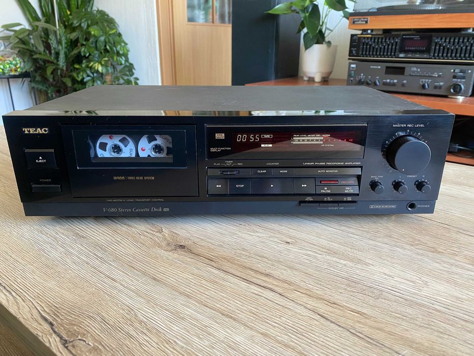 Magnetofon Teac V-680  3 head