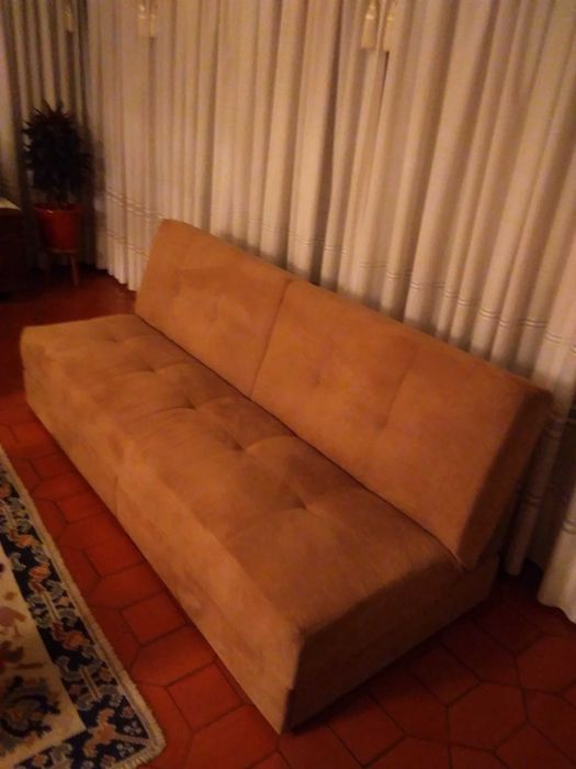 Sofá cama com duas gavetas