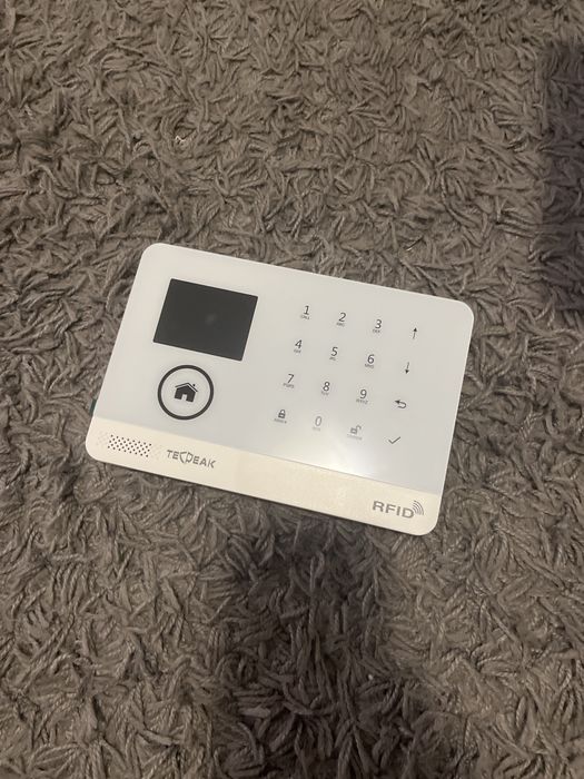 Alarm domowy GSM/Wifi