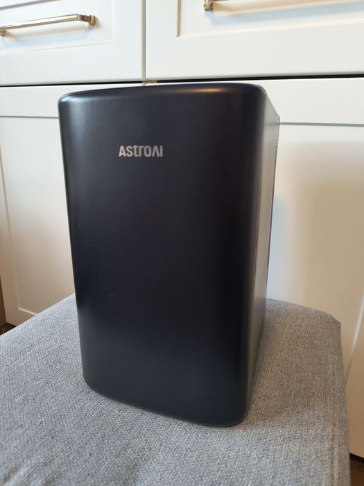 Lodówka Astro AI przenośna