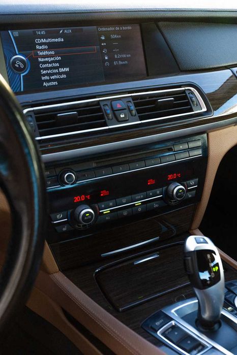 BMW 7.30 em ótimo estado