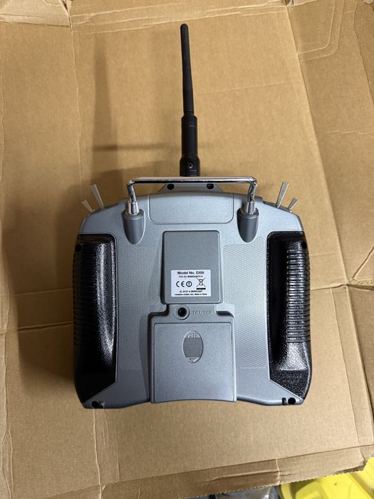 Dron Ghost Chroma kontroler Spektrum dx6i
