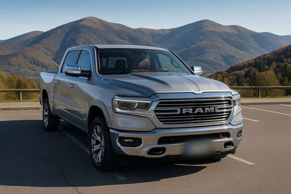 Dodge RAM RAM 1500 5,7 HEMI mały przebieg