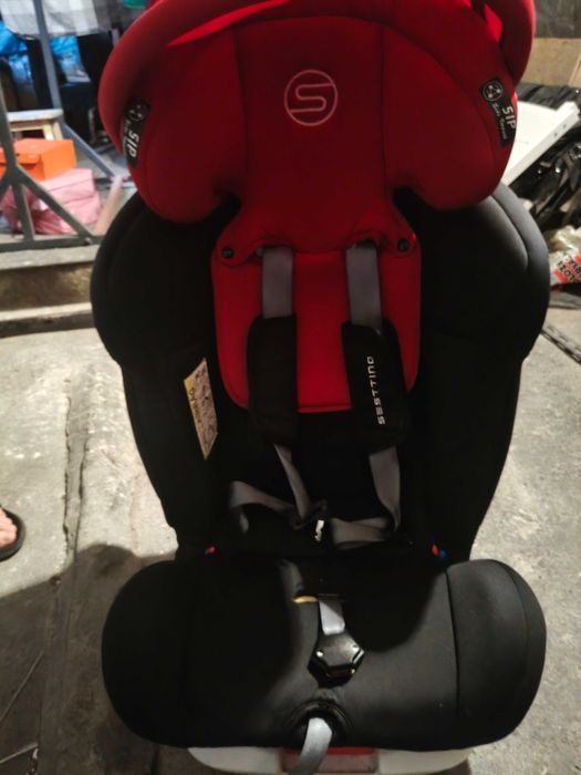 Fotelik samochodowy massiv 0-36 kg z ISOFIX
