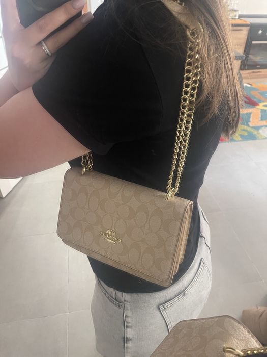 Продам сумочку Coach