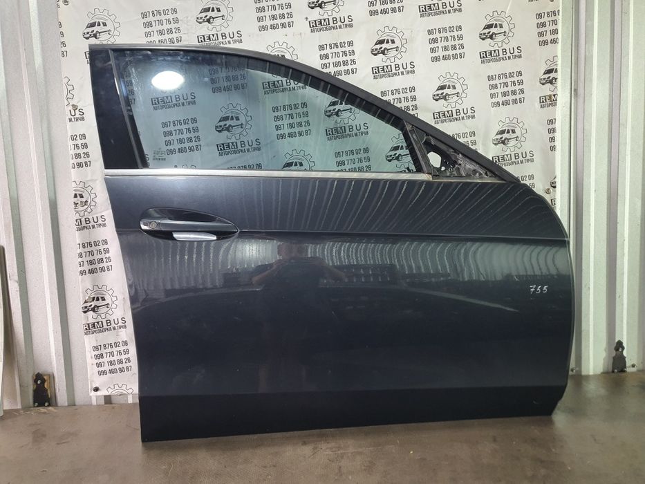 Дверка передня права Mercedes W212 e212 e-class e220 e320 колір 755