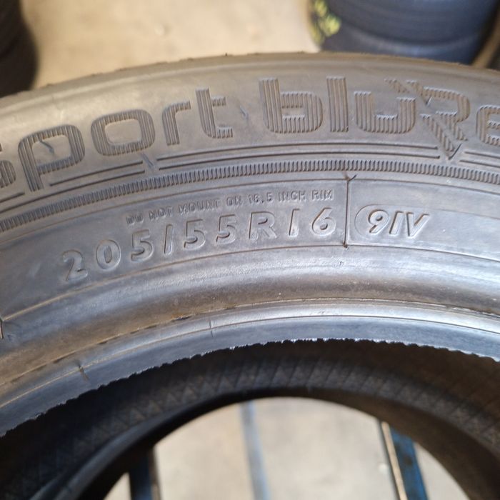 205/55/R16 Dunlop Sport BluResponse