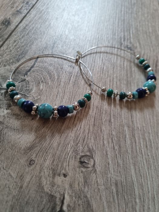 Kolczyki koła z dodatkami