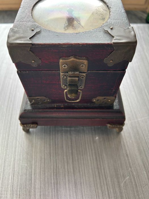 Relogio caixa em madeira