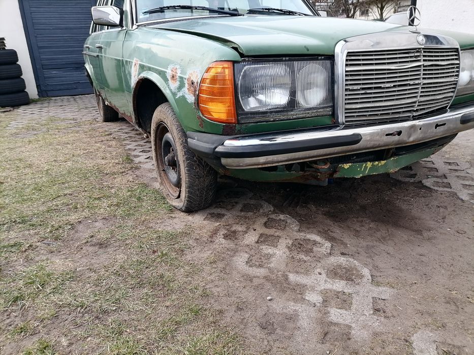 Mercedes w115 w123 sedan 200d 220d 240d beczka Pierwsza Druga Seria