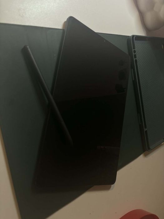 Tablet Samsung Tab S6 Lite z rysikiem ,klawiatura pokrowcem