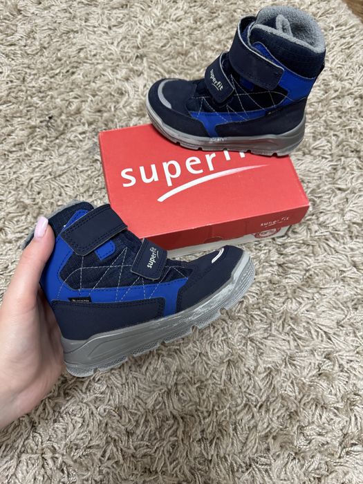 Зимнии ботинки ,Сапожки