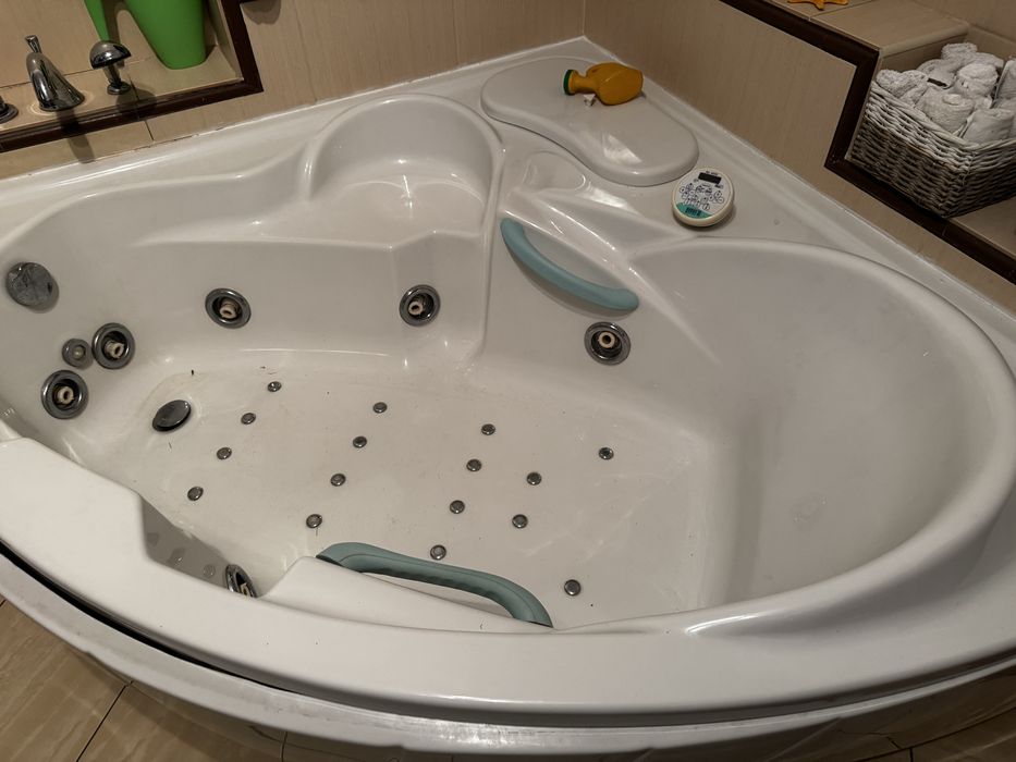 Wanna z hydromasażem