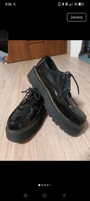 Buty półbuty oksfordki loafersy lakierki 40 Sinsay