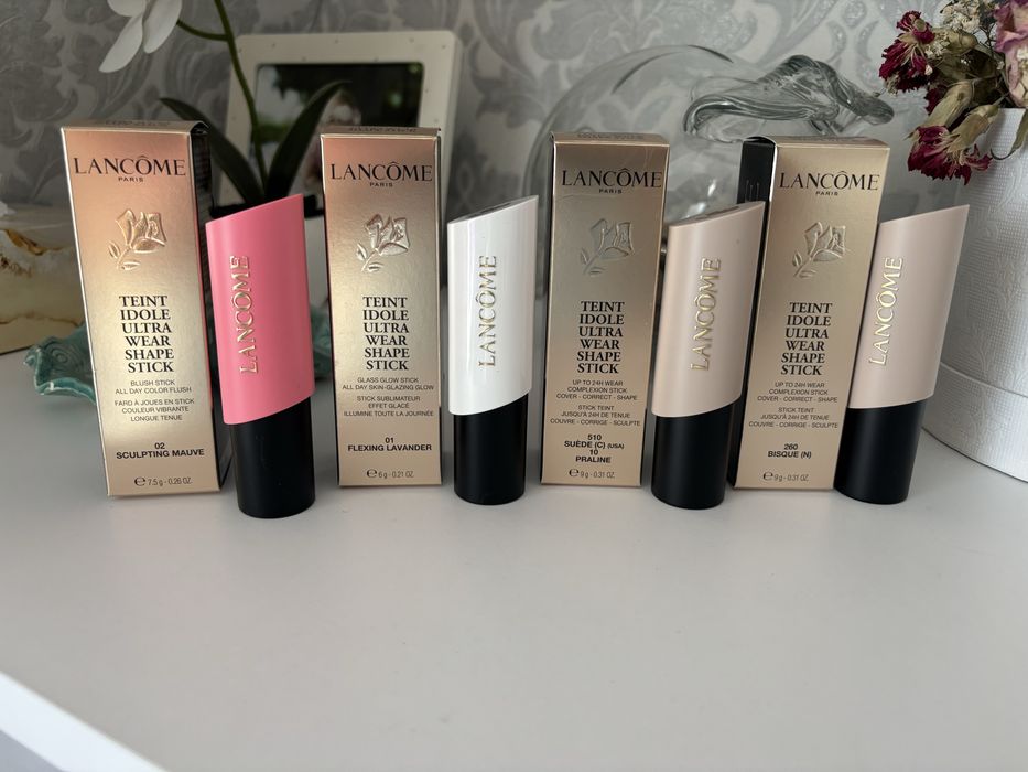 Rozświetlacz w sztyfcie Lancome Teint Idole Ultra Wear