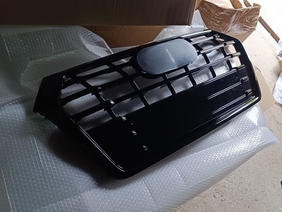 Решетка радиатора Audi Q5 Q7 Q8 Ауди рест дорест