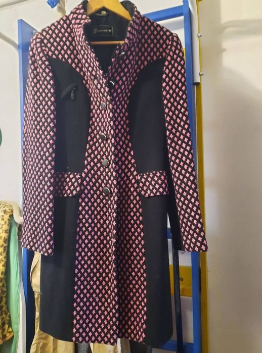 Пальтішко жіноче