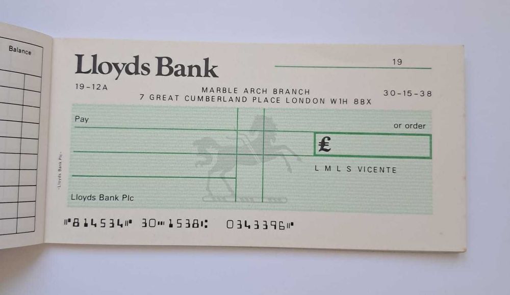 Livro de Cheques do Lloyds Bank Plc