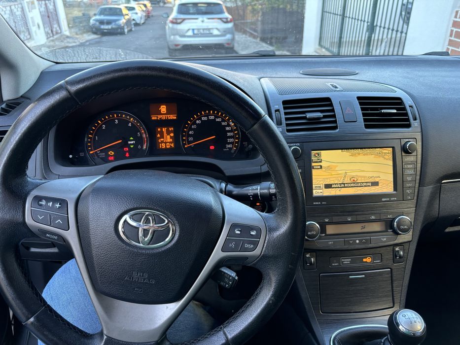 Toyota avensis T27