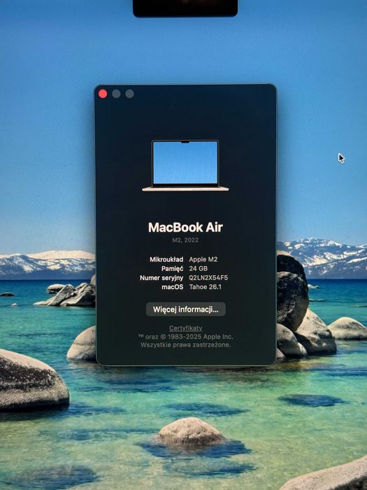 MacBook Air M2 24GB RAM 2TB SSD z 2022 roku