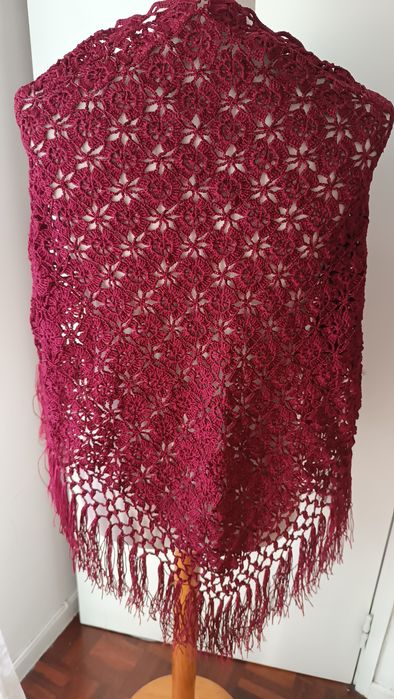 Xailes novos feitos à mão