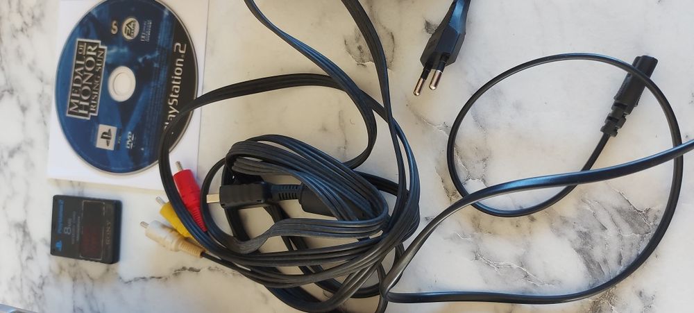 PS2 Slim e acessórios extras