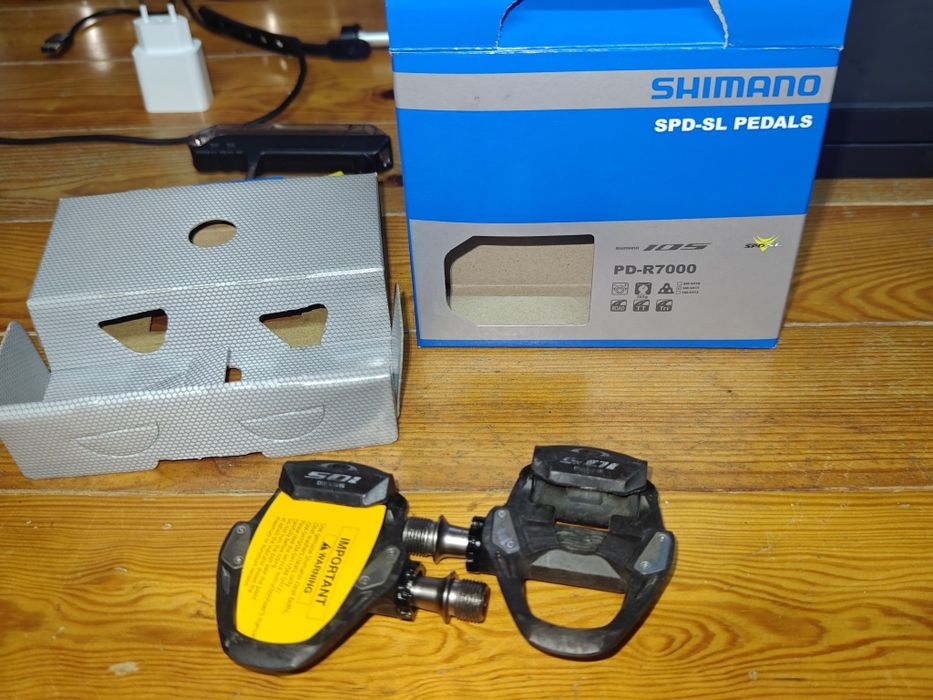Pedais Shimano 105
