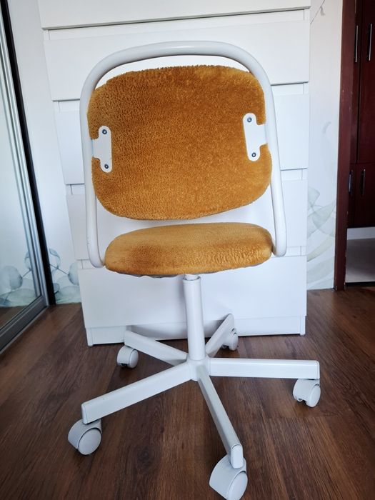 Krzesło biurowe dziecięce Ikea