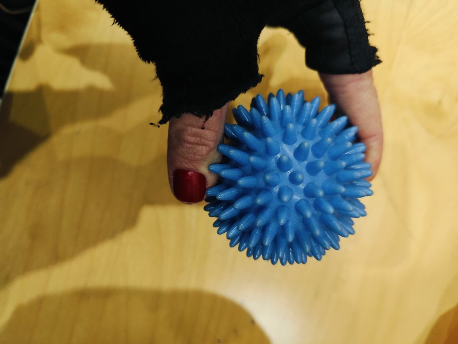 Piłki rehabilitacyjne / masazowe / 2 sztuki. Twarde.