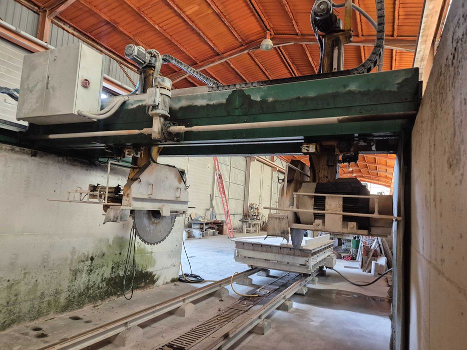 Maquinas de cortar pedra e granito