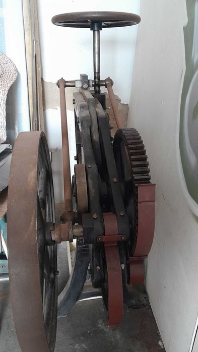 Guilhotina Antiga Profissional Alemã Anos 20