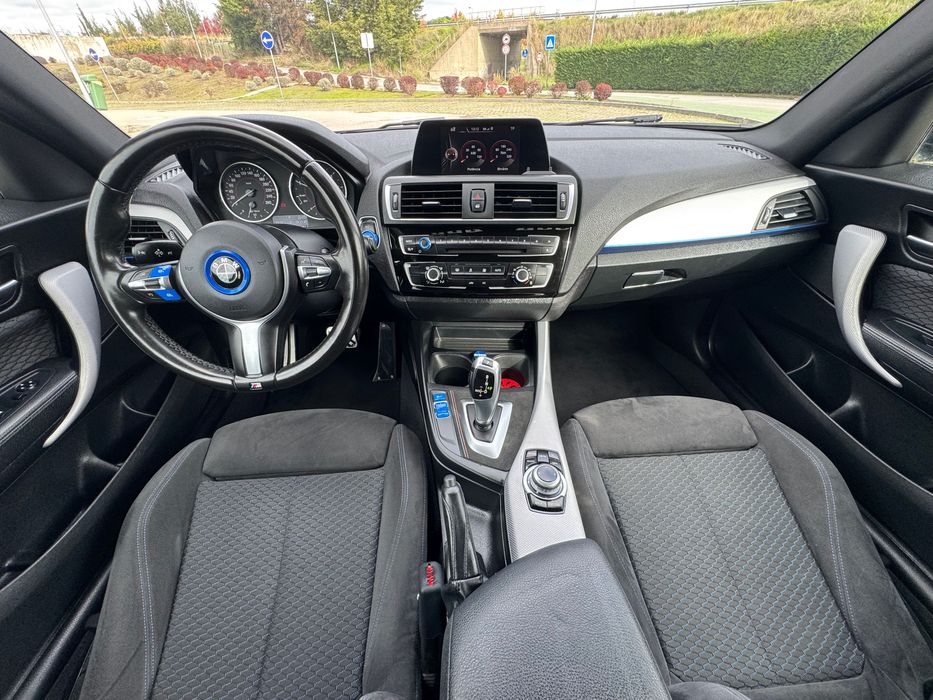 Vendo BMW 116d pack m de fábrica 2017