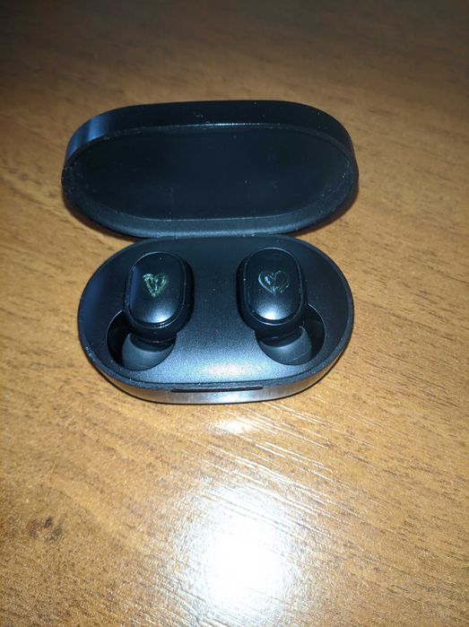 Продам або обміняю  навушники Xiaomi Redmi, у відмінному стані