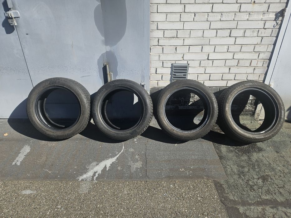 Гума зимова Fulda 215/55 R17 98V