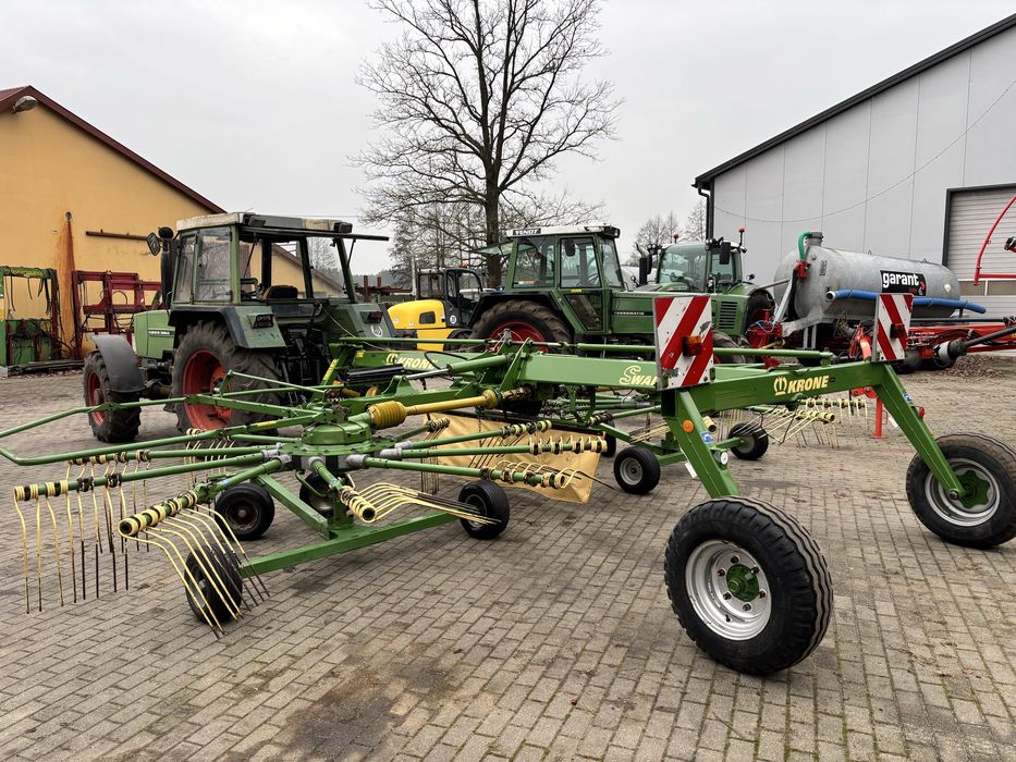 Zgrabiarka 2 karuzelowa Krone Swadro 700 zagrabiarka rok 2008