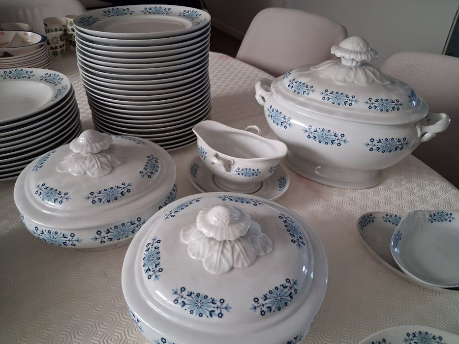 Conjunto vista alegre447156165564190724