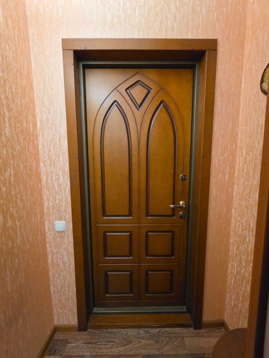 Продаётся трёхкомнатная чешка по ул. Глазового с АВТОНОМКОЙ